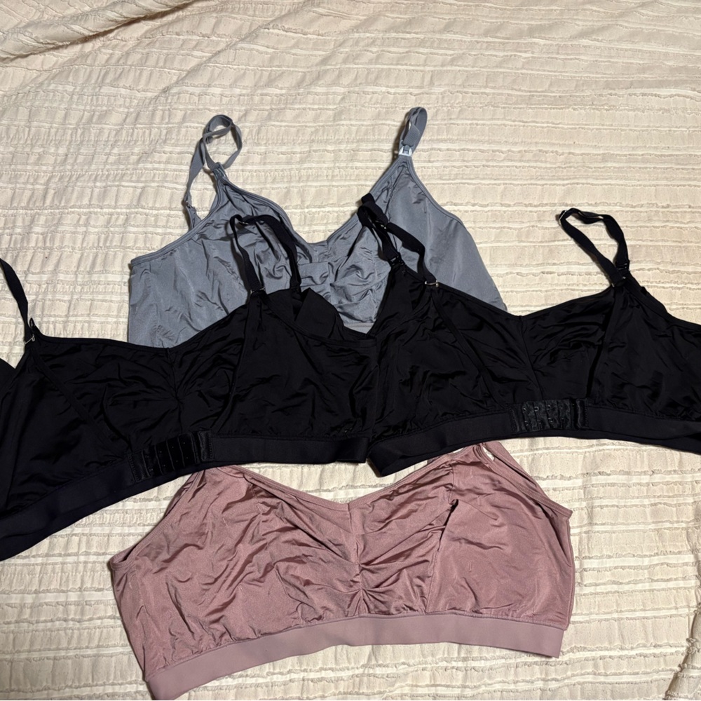 The Do Anything Bodily Bras xl (4 bras) hands-free pumping and nursing